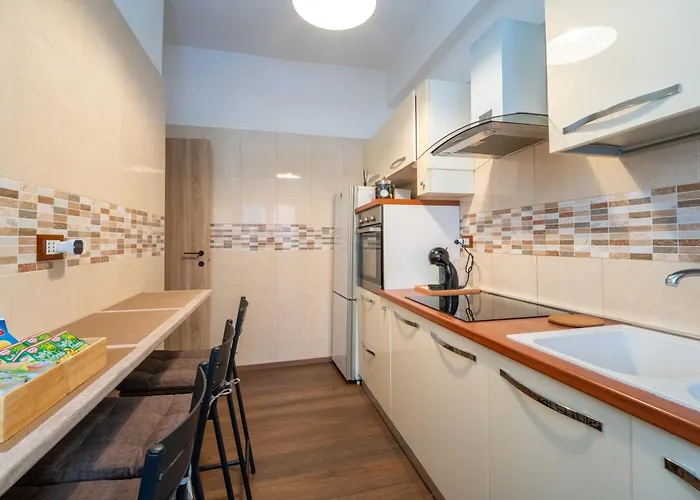 Les Maisons De Thomas Vaticano *