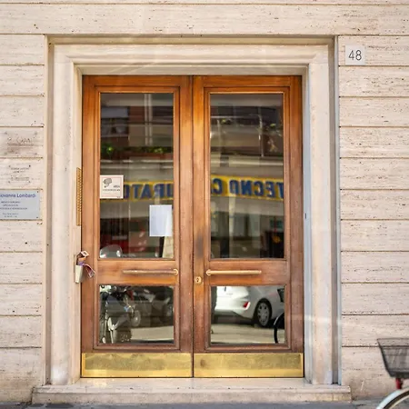 Les Maisons De Thomas Vaticano Διαμέρισμα *